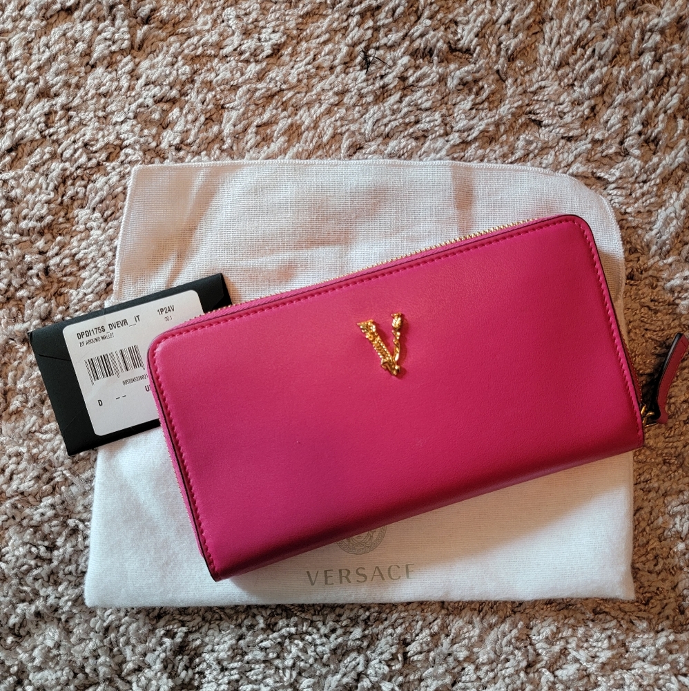 BNWT Versace Wallet, Magenta/Vivid Pink